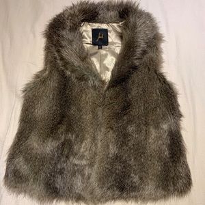 BB DAKOTA JACK faux fur vest